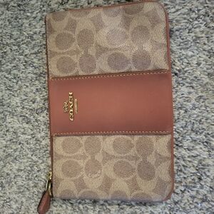 Brown Coach Wallet/small bag